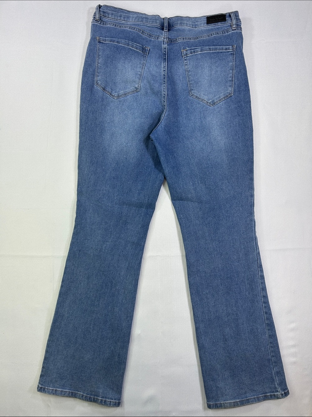 Nicole Miller New York Soho High Rise Bootcut Jeans Size 14 Distressed Stretch - Picture 10 of 10